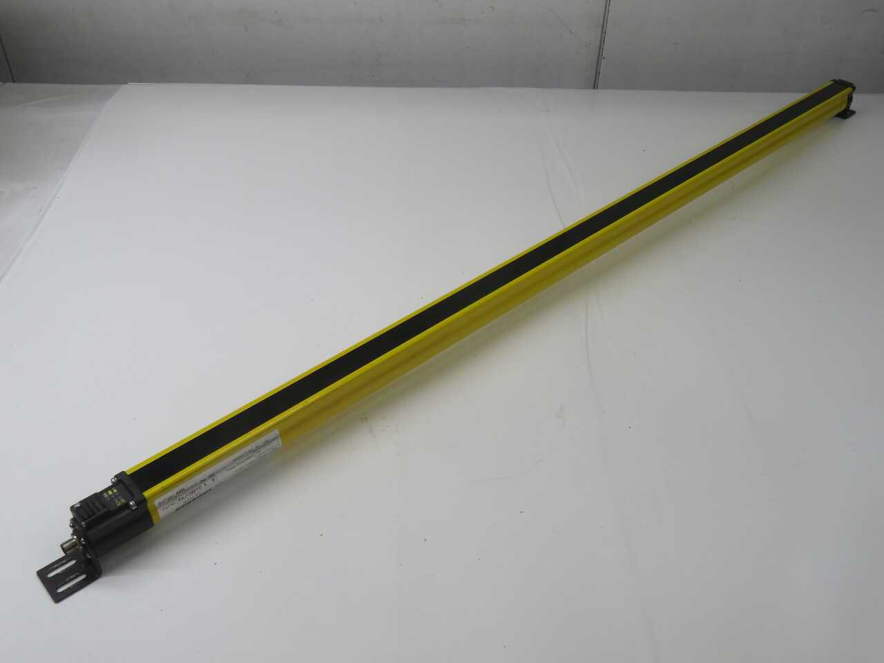 ALLEN BRADLEY R4J1280YD, CURTAIN SENSORS, 14 MM RES, 1280 MM H, 24 VDC POWER, PLE, SIL 3 - SENSORS