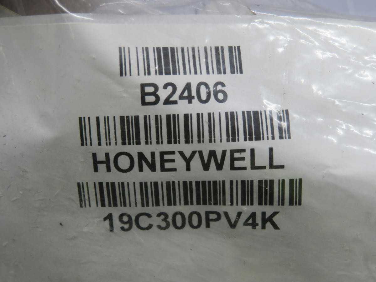 Lot of 14 Honeywell 19C300PV4K Sensor 300PSI 1/8"NPT 0.1V - SENSORS