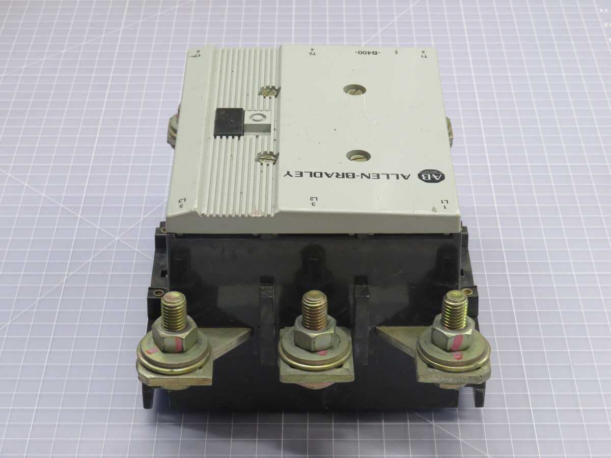 ALLEN BRADLEY B400 CONTACTORS - CONTACTORS