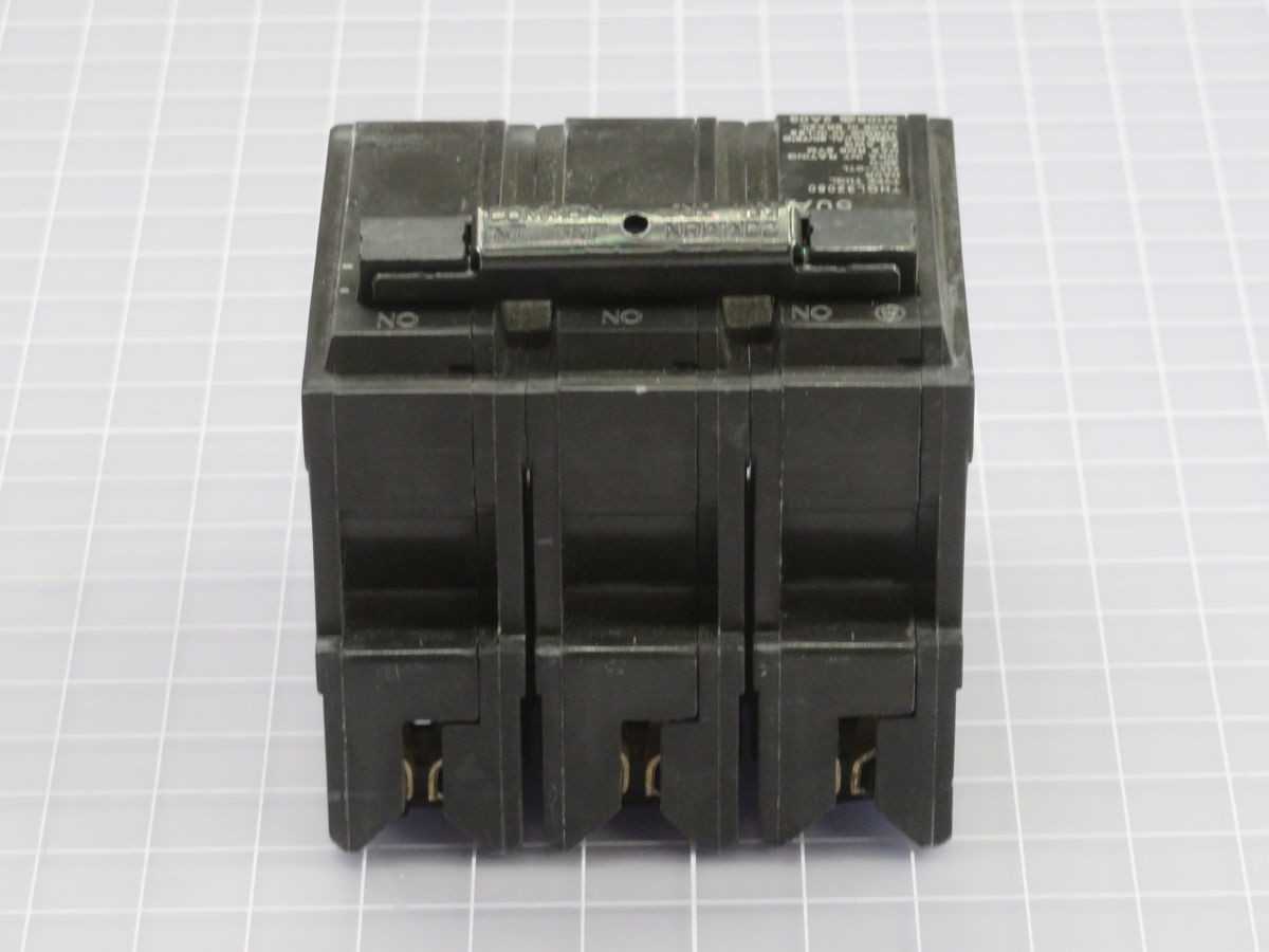 LOT OF 3 GE THQL32050 CIRCUIT BREAKER T260574 - CIRCUIT BREAKERS