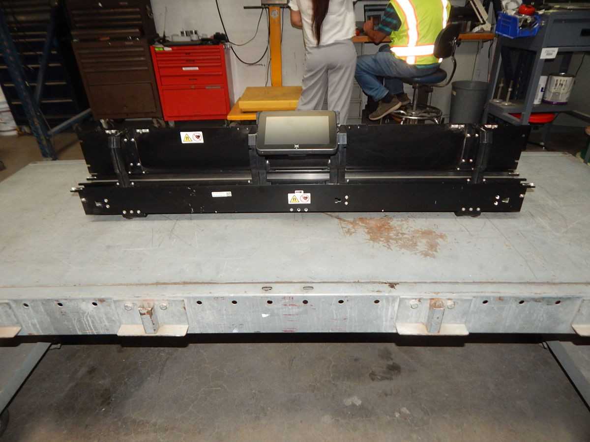 Rockwell Automation Conveyor System Straight 47.25 In Rail With Screen - CONVEYOR PARTS