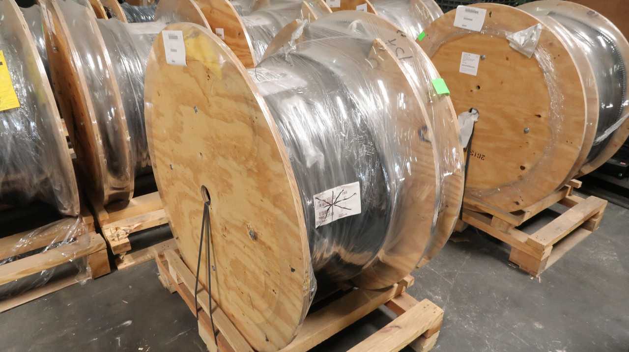 COMMSCOPE HFT1006-36S37-225, HFC, 225 FT LENGTH, TC-ER, 10X 6AWG PWR, 36 SMF, AL ARM, PVC - FIBER OPTIC CABLE