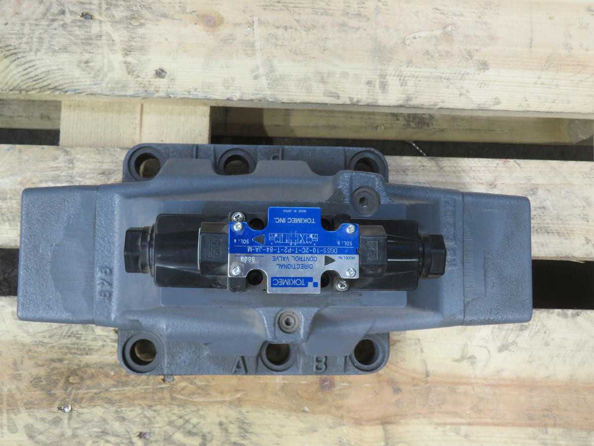 TOKIMEC DG5S-10-2C-T-P2-T-84-JA-M, DIRECTIONAL VALVE, CETOP 05 SIZE - HYDRAULIC VALVE