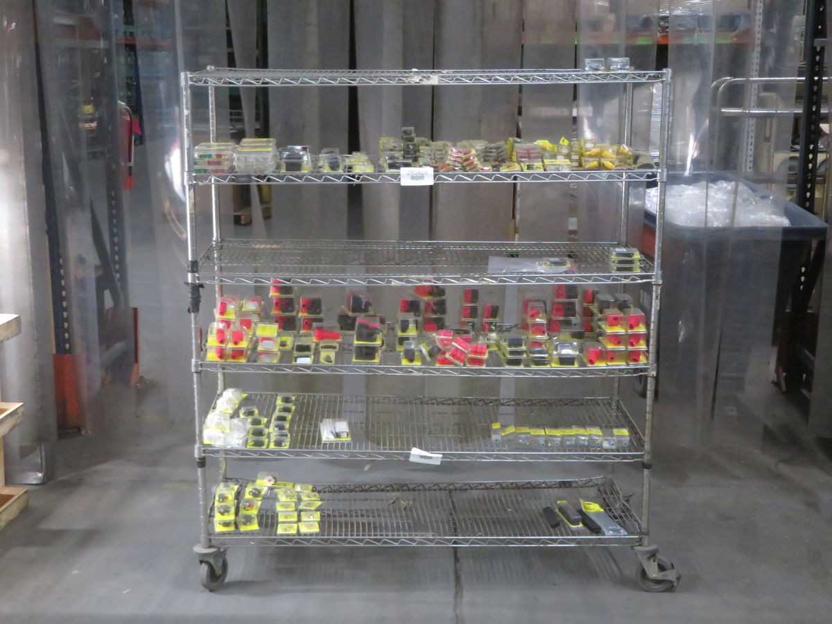 BLUE SEA WHOLESALE LOT OF ELECTRIC PARTS T263067 - ELECTRICAL COMPONENTS