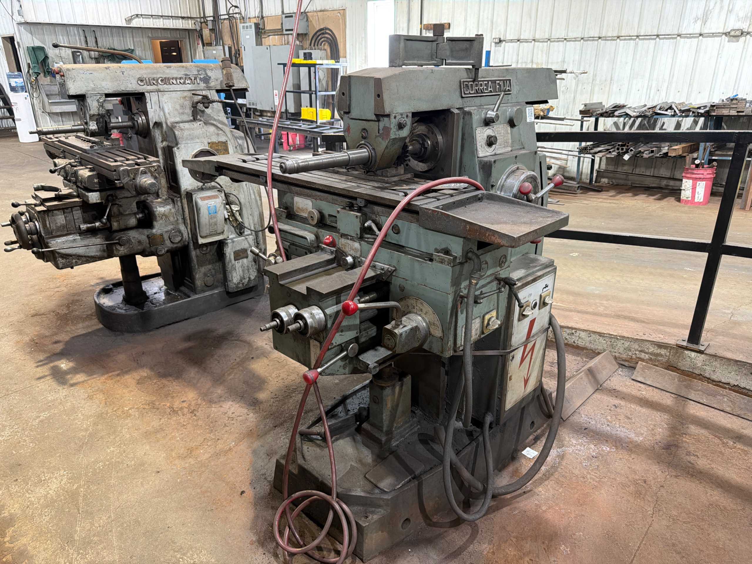 Correa F1UA Horizontal Milling Machine, 820X220X420MM, ISO 40 Taper, 1060X280MM Table - HORIZONTAL MILLING MACHINES Correa F1UA Horizontal Milling Machine, 820X220X420MM, ISO 40 Taper, 1060X280MM Table - HORIZONTAL MILLING MACHINES
