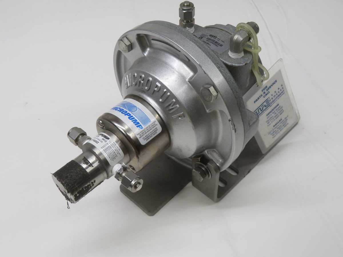 GAST 4AM-NRV-70C LUBRICATED ROTARY VANE AIR MOTOR T268606 - PNEUMATIC MOTOR