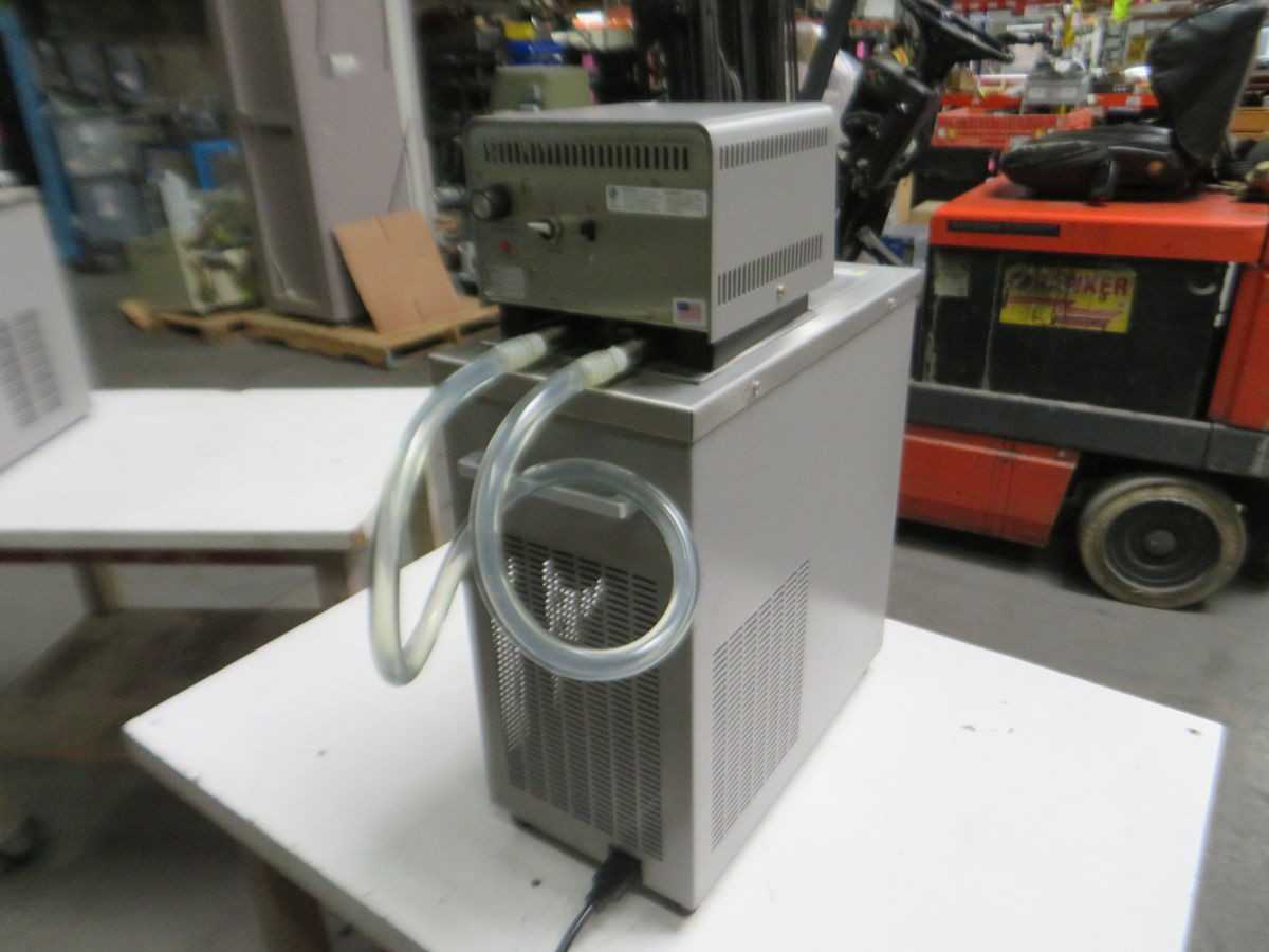 POLY SCIENCE 1166 DIGITAL HEATED REFRIGERATED RECIRCULATOR CHILLER M7241 - LAB & SCIENTIFIC