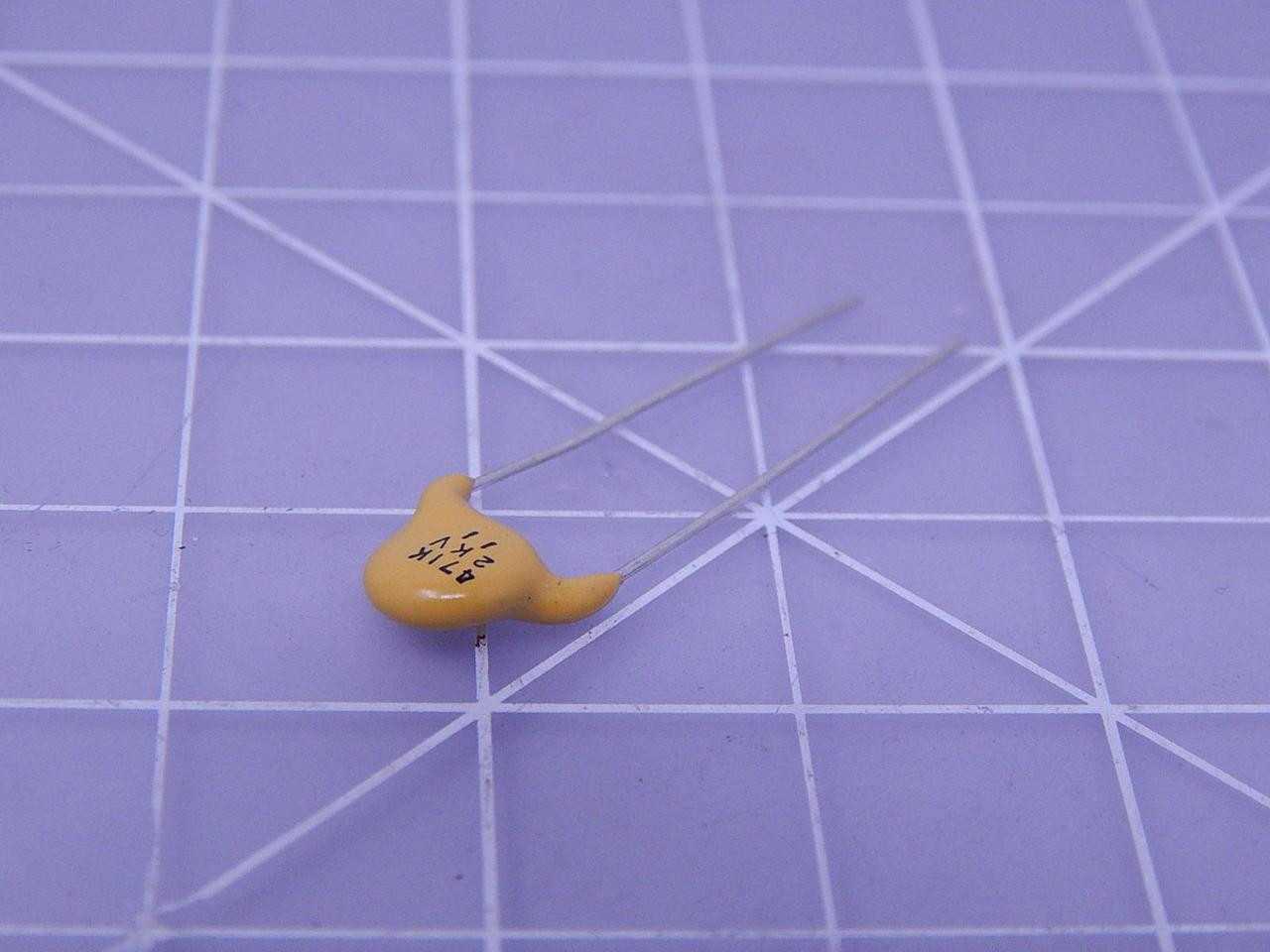 LOT OF 4000 ECKD3D471KBP CERAMIC CAPACITOR - ELECTRICAL COMPONENTS