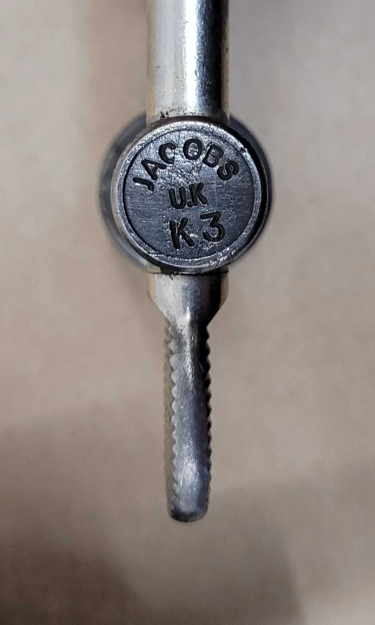 JACOBS 14N DRILL CHUCK, 0-1/2" CAP, W/ AO403 ARBOR, MT4 - MACHINING ACCESSORIES & TOOLING