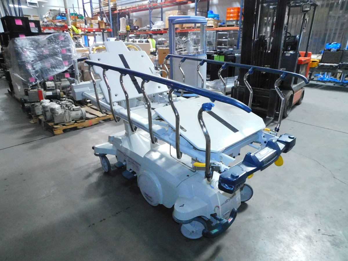 Stryker 1025 Zoom Glideaway Stretcher For Efficient Patient Transport - MISCELLANEOUS