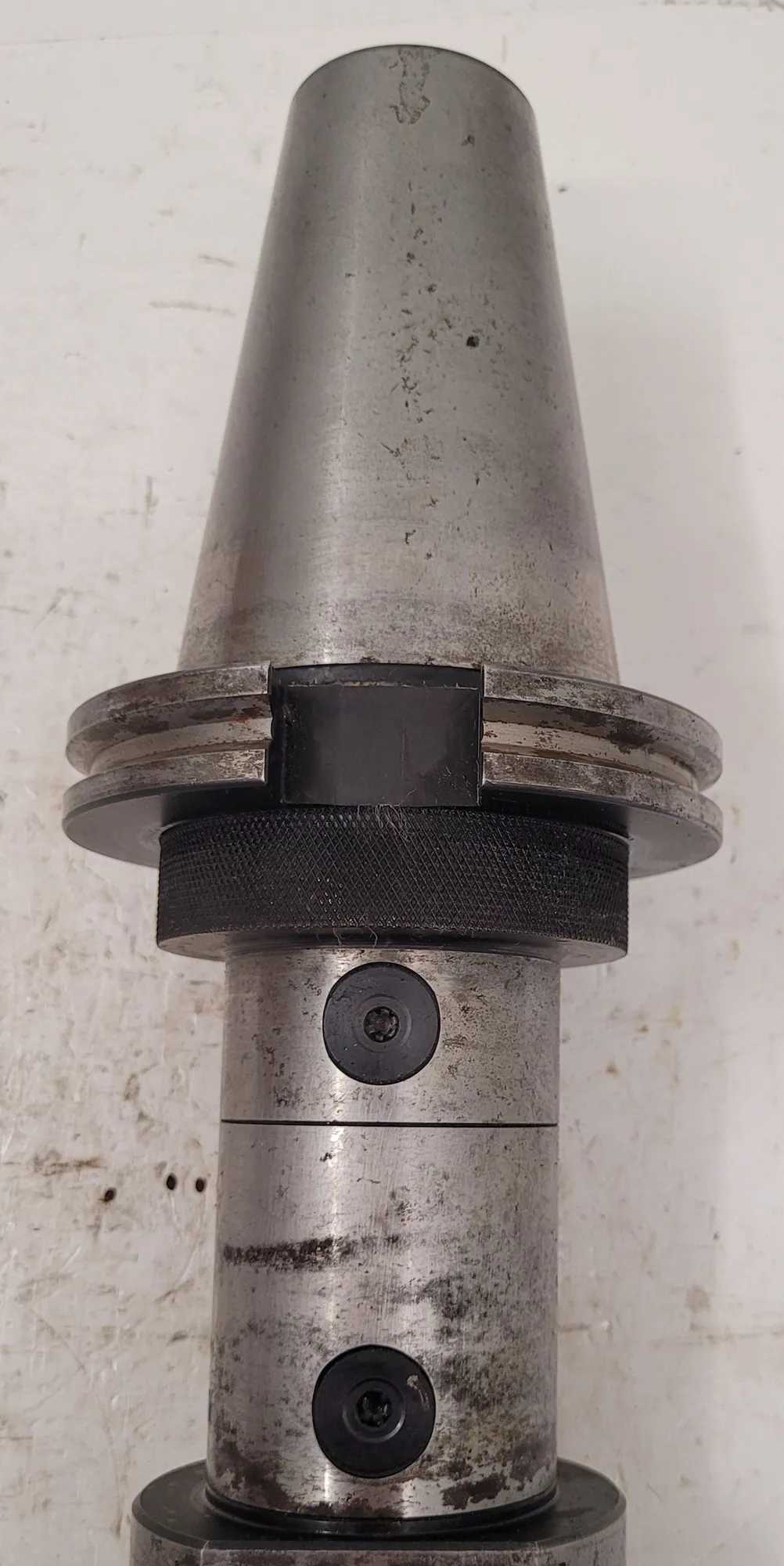 KOMET MO205201 FINE ADJUSTABLE BORING HEAD WITH CAT 50 HOLDER AND TOOLING EXTENSIONS - MACHINE TOOLING