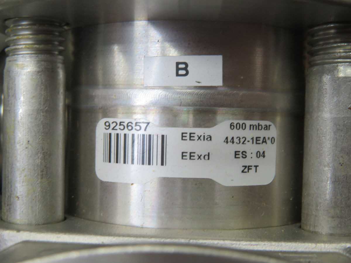 SIEMENS 7MF4434-1EY22-1AC7-2 TRANSMITTER T262753 - PRESSURE TRANSMITTER