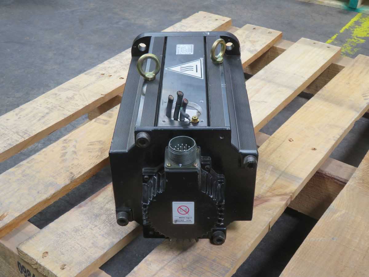YASKAWA SGMG-75V6V-FJ11 SERVO, 7500W POWER, 48 NM TORQUE, 1500 RPM SPEED, 17-BIT ENCODER - SERVO
