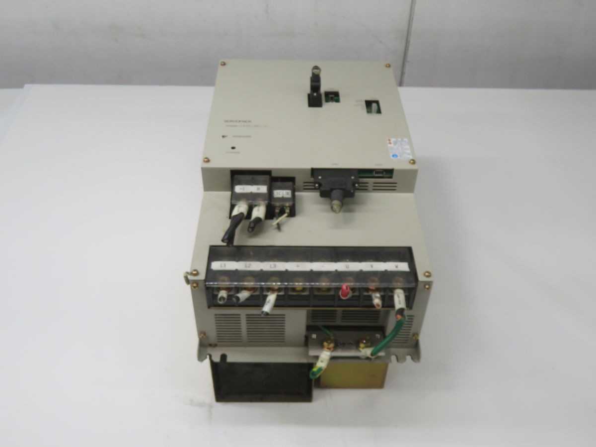 YASKAWA SGDM-1EAC-SD1-P AC SERVO DRIVE T268368 - SERVO