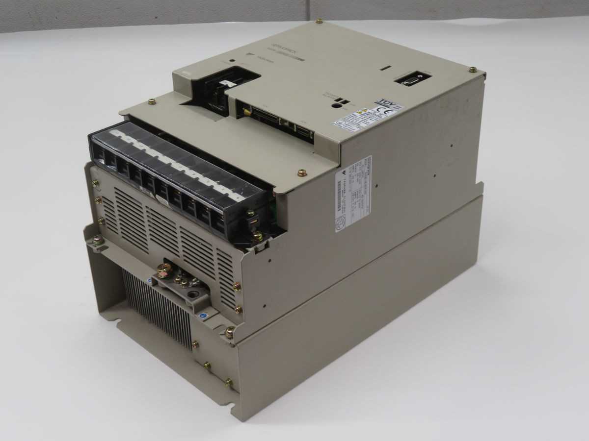 YASKAWA SGDB-60VDY189 SERVO DRIVES, 7.0KW OUTPUT POWER, 40A CONTINUOUS OUTPUT CURRENT - SERVO