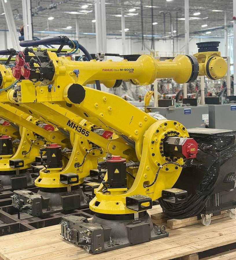 2023 FANUC M-900IB/280L ARTICULATED ROBOT, 280KG PAYLOAD, 3103MM REACH, R-30IB PLUS CONTROLLER - ARTICULATED ROBOTS