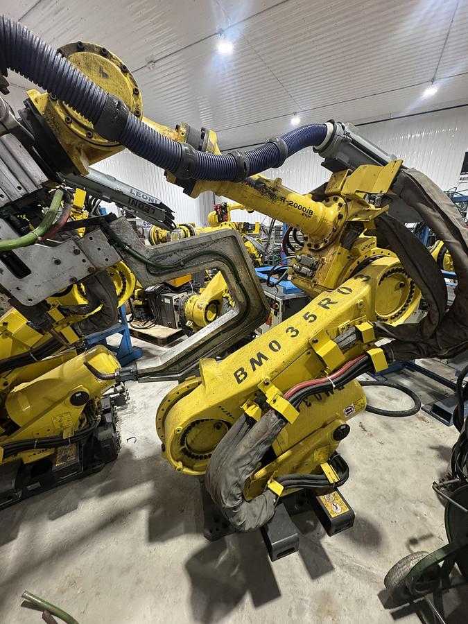 2013 FANUC R-2000IB/210F ROBOT - 210KG PAYLOAD, 2655MM REACH, R-30IA CONTROL - ARTICULATED ROBOTS