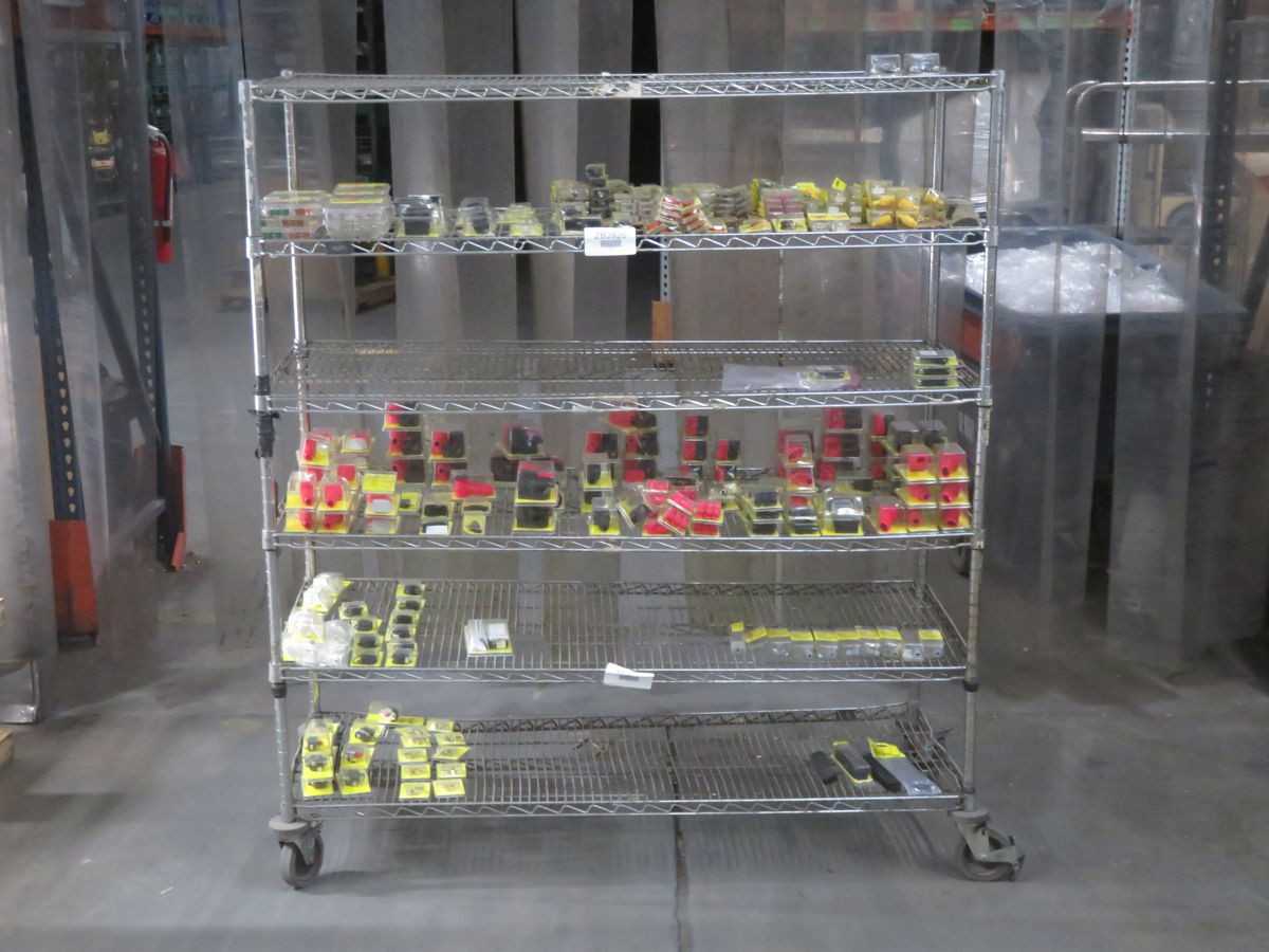 BLUE SEA WHOLESALE LOT OF ELECTRIC PARTS T263067 - ELECTRICAL COMPONENTS