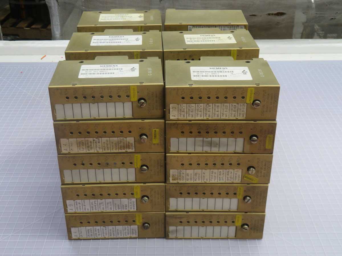 LOT OF 30 SIEMENS 6ES5 441-8MA11 DIGITAL OUTPUT MODULE T265209 - PLC MODULES