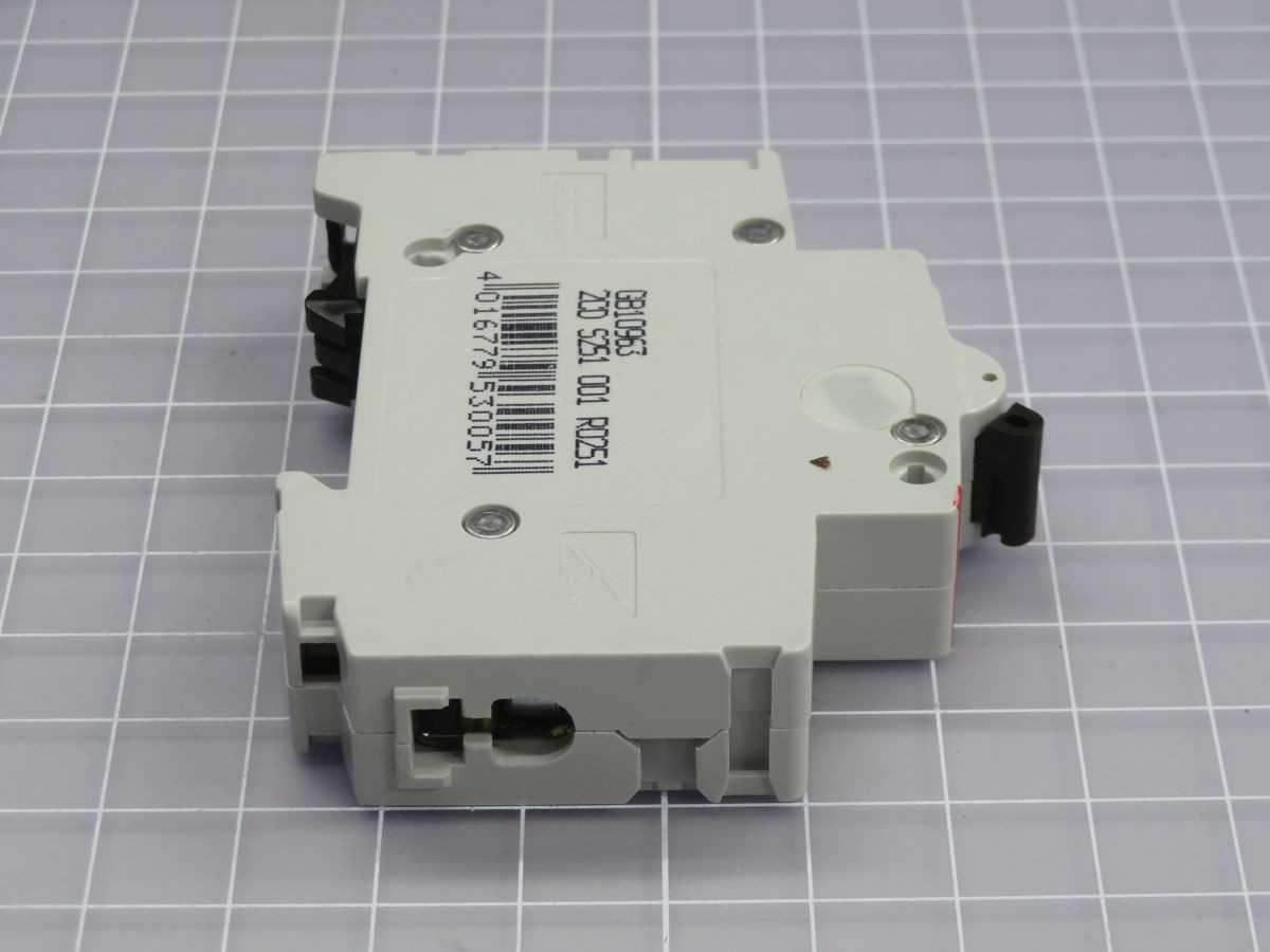 LOT OF 10 ABB S 201-D25 2CDS251001R0251 CIRCUIT BREAKER T260591 - CIRCUIT BREAKERS