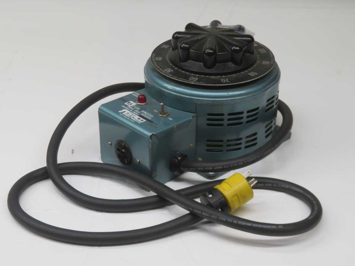 STACO 3PN2210 VARIABLE TRANSFORMER T263905 - POWER TRANSFORMERS
