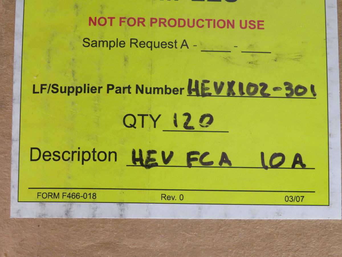 LOT OF 220 LITTLEFUSE CURRENT-LIMITING FUSE HEV10A T257324 - FUSES