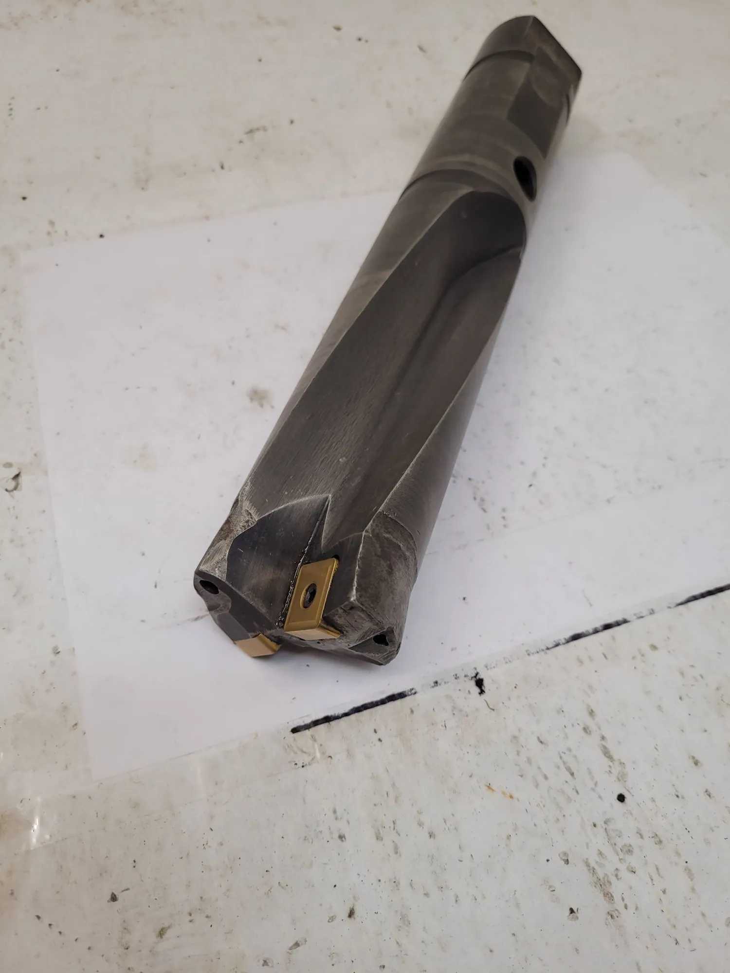 KENNAMETAL NR 270-0228 INDEXABLE DRILL, 12” OAL, 6.5” FLUTE, 2” SHANK/HEAD - MACHINE TOOLING