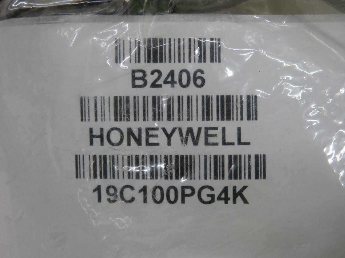 LOT OF 35 HONEYWELL 19C100PG4K SENSOR 100PSIG 1/8"NPT 0.1V - SENSORS