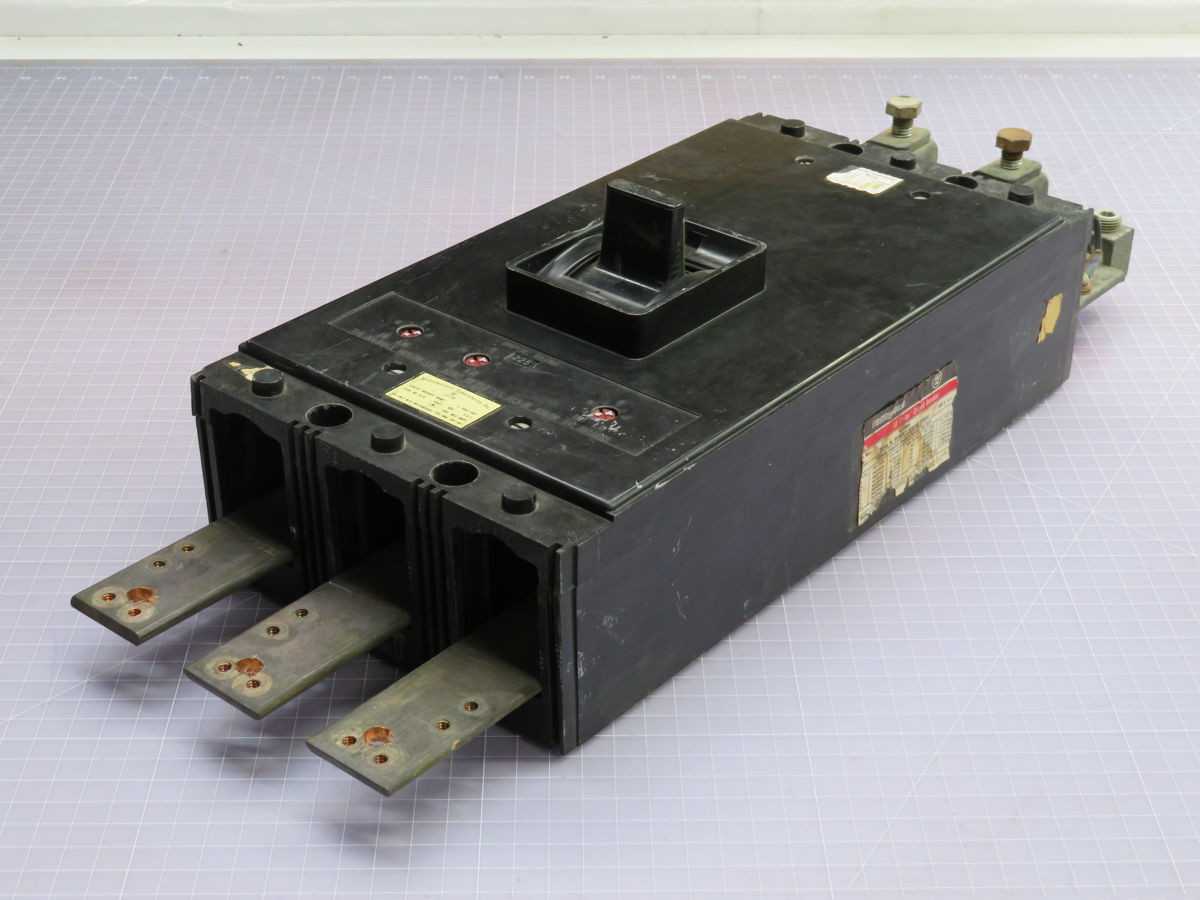 WESTINGHOUSE MA3800F CIRCUIT BREAKER, 3 POLES, 800A, 600 VAC, 18KA IC, T-M TRIP - CIRCUIT BREAKERS