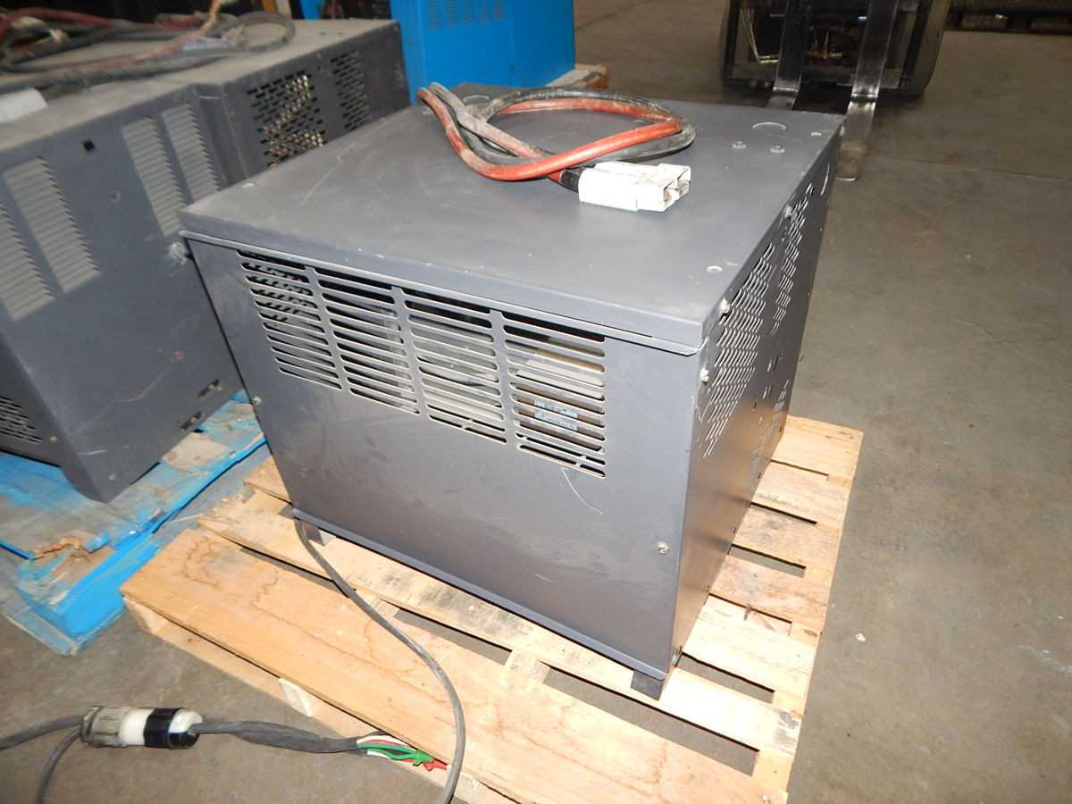 ENER SYS EH3-18-1200 36 VOLT FORKLIFT BATTERY CHARGER 1200 AH M6819 - FORKLIFTS