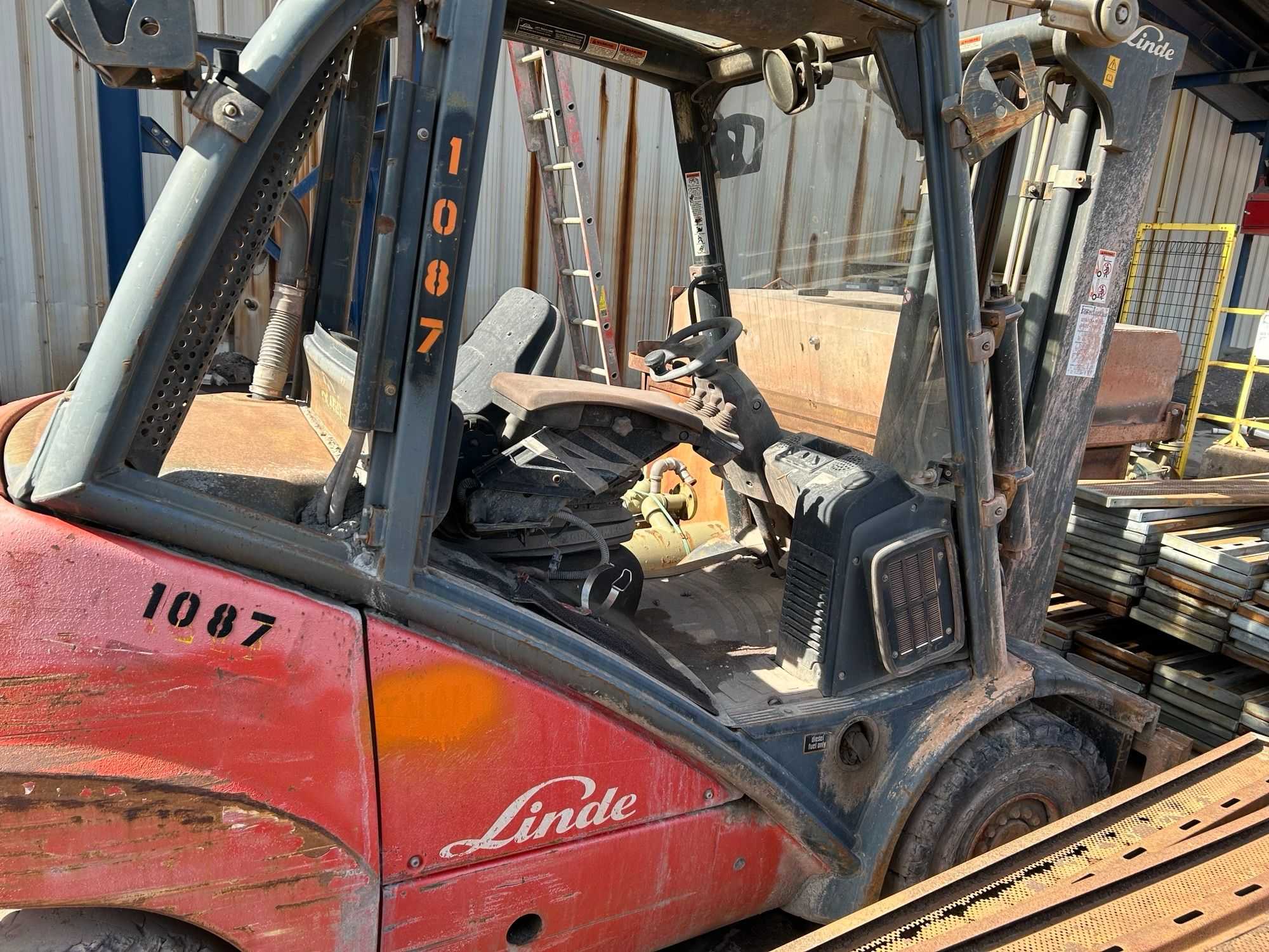 2006 Linde H30D Sit-Down Forklift, LPG, 6000 lbs Capacity, 184" Max Fork Height - SIT-DOWN FORKLIFTS