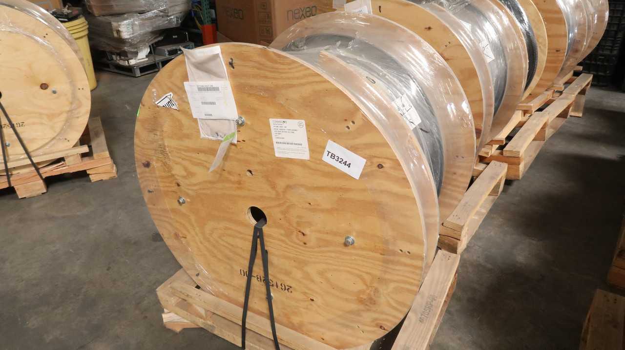 COMMSCOPE HFT1006-36S37-200 HYBRID FIBER CABLE, 10X6AWG POWER COND., 36 SM FIBERS, 200FT LENGTH - FIBER OPTIC CABLE