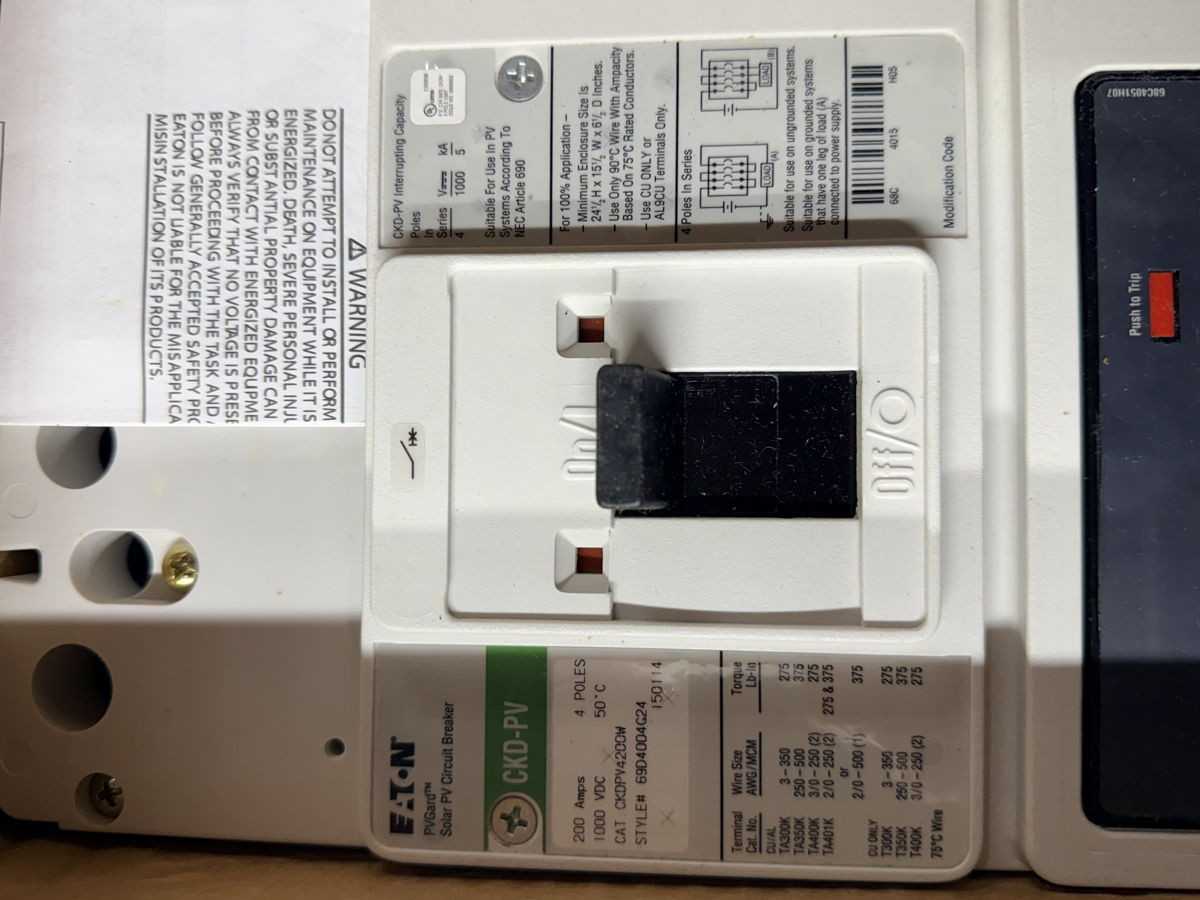 Eaton CKD-PV CKDPV4200W Solar PV Guard Circuit Breaker 200 A 4 Pole 1000 VDC - CIRCUIT BREAKERS