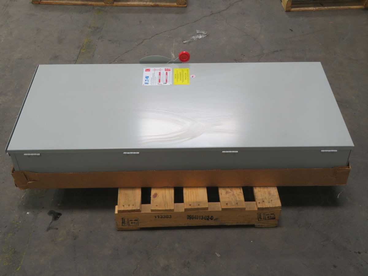 EATON DH367FRK SAFETY SWITCHES, 800 A, 600 V, 3-POLE, CLASS L FUSES, NEMA 3R, 500 HP - SWITCHES