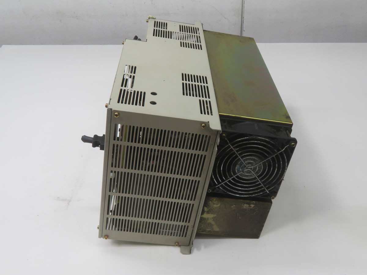 YASKAWA SGDM-1EAC-SD1-P AC SERVO DRIVE T268368 - SERVO
