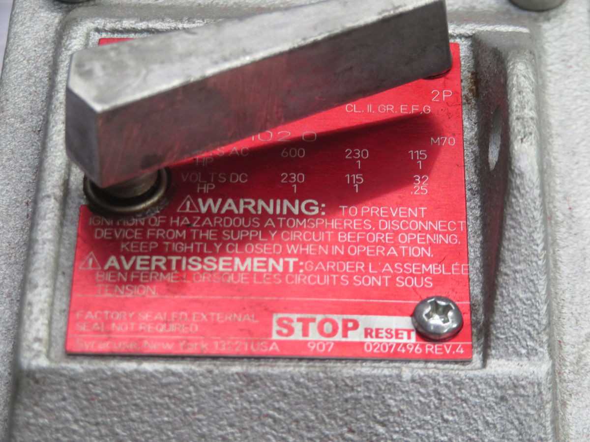 CROUSE-HINDS EDSC211020 MOTOR START SWTCH T263825 - SWITCHES
