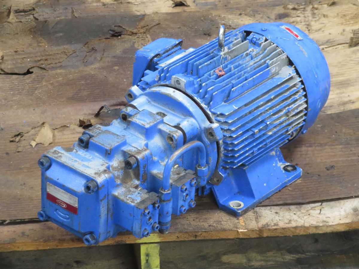 TOYO-OKI HVP-VCC1-F26-26A242-B DOUBLE VANE PUMP W MOTOR T263361 - HYDRAULIC VANE PUMP