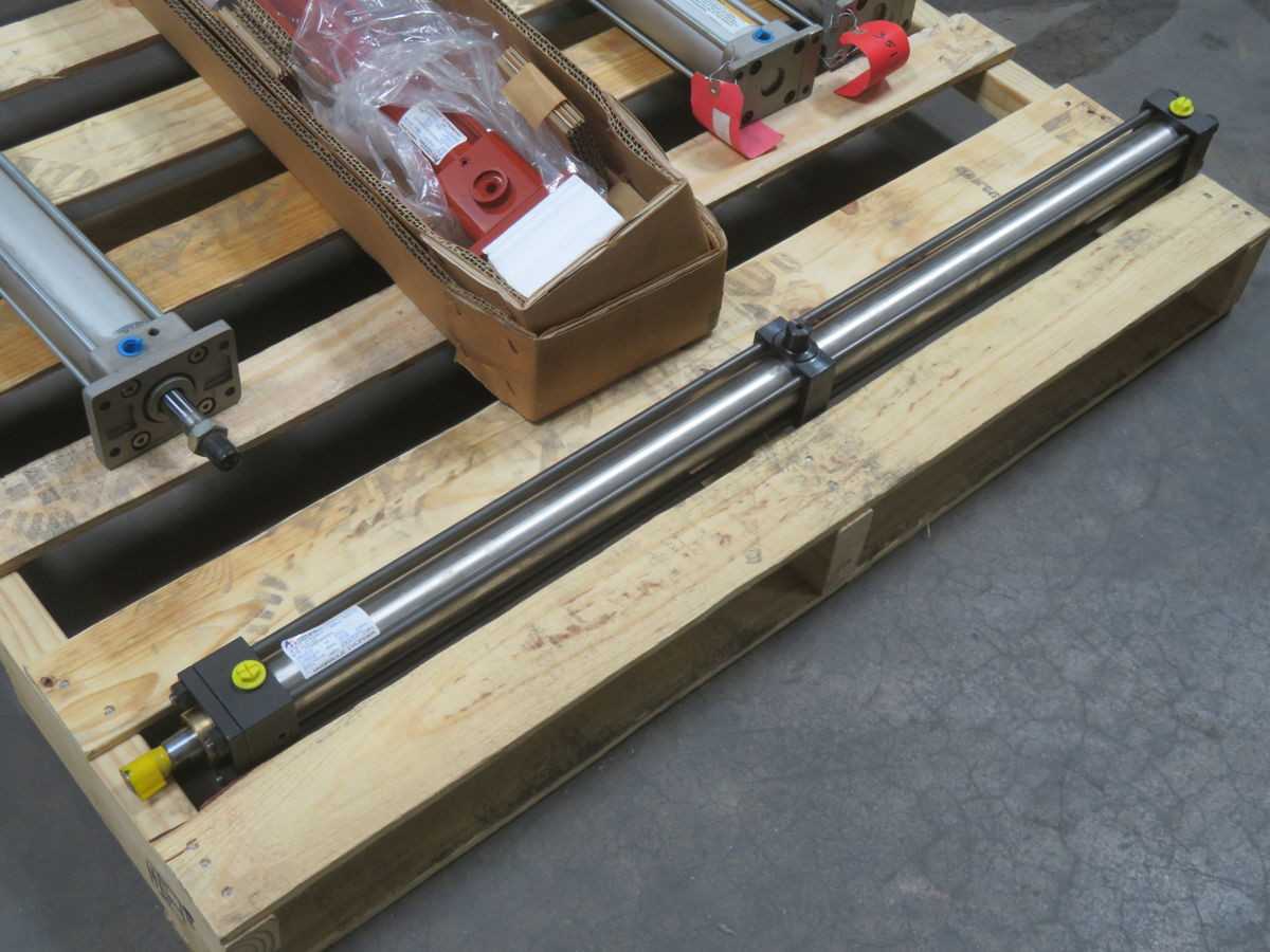 HORIUCHI 1TC40BB900BDA TIE-ROD TYPE HYDRAULIC CYLINDER T269592 - HYDRAULIC CYLINDERS