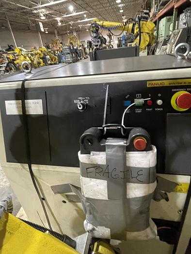 2013 FANUC M-710IC/70 ARTICULATED ROBOT, 70KG PAYLOAD, 2050MM REACH, R-30IA CONTROLLER - ARTICULATED ROBOTS