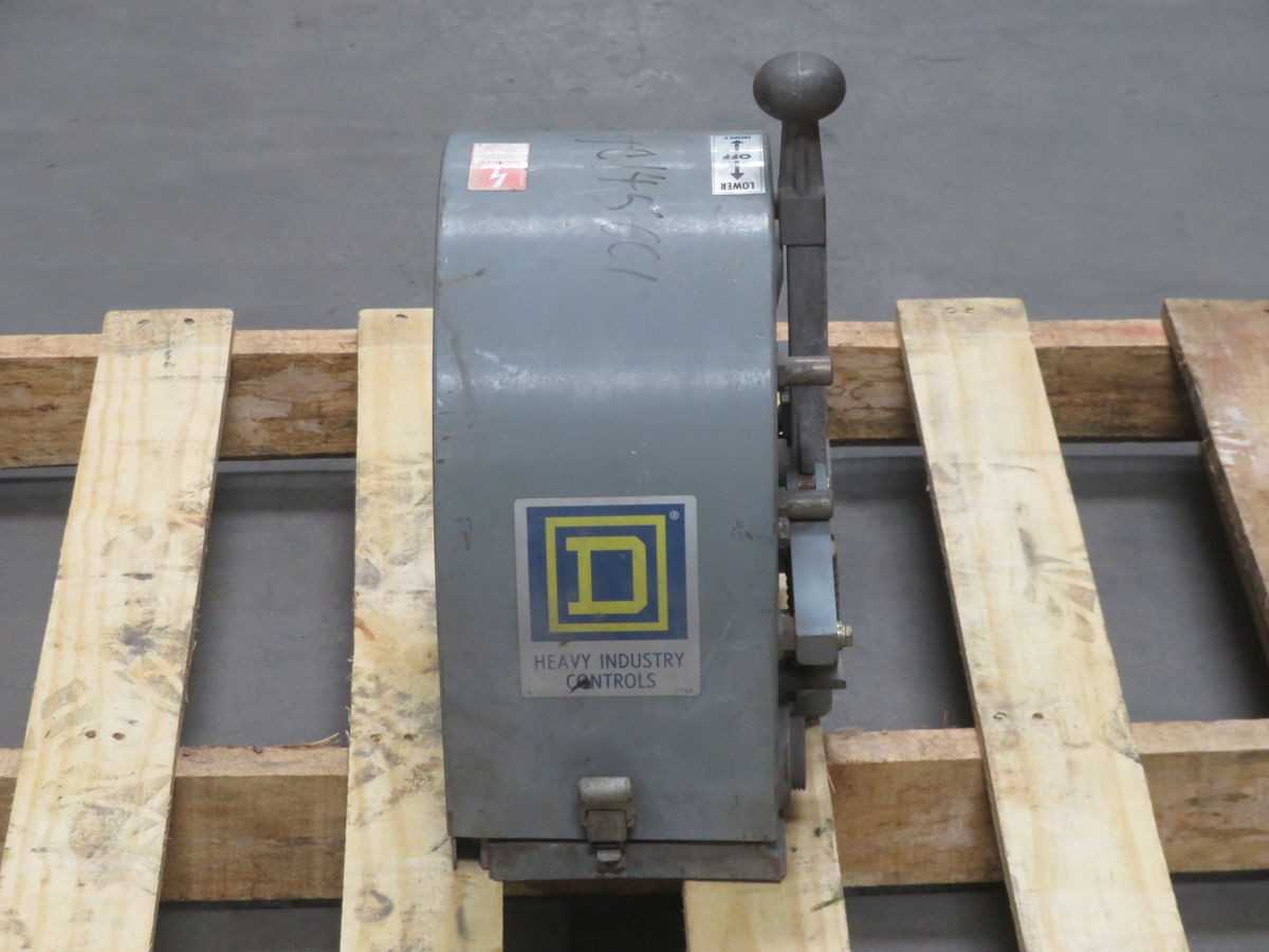 SQUARE D CG12 CLASS 9004 MASTER SWITCH T259454 - DISCONNECT SWITCHES