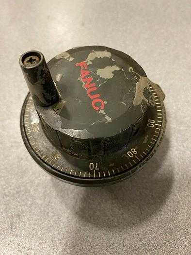 FANUC A860-0202-T001 PULSE GENERATOR, CNC FEEDBACK DEVICE, INDUSTRIAL USE, ROBUST CONSTRUCTION - OPERATOR CONTROLS