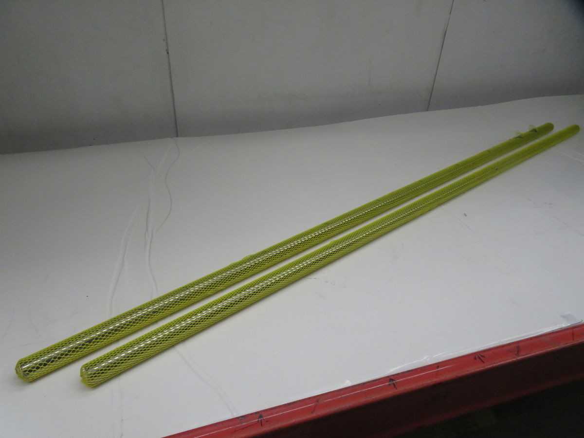 LOT OF 2 THOMSON ROUND LINEAR GUIDE RAIL T263495 - LINEAR MOTION
