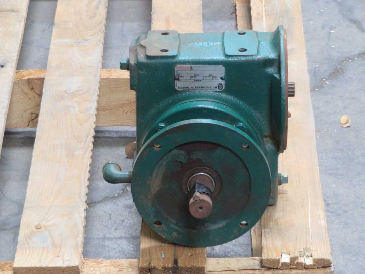 MASTER 30MC01051505 145WG21F18 GEAR REDUCER T262657 - GEAR REDUCERS