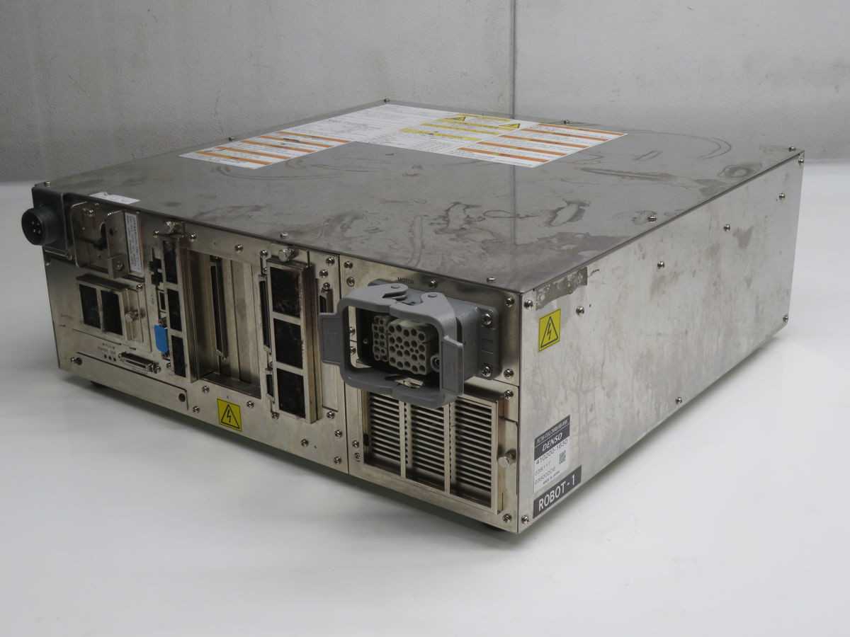 DENSO WAVE RC7M-VSA2-2NNM-NB-NNN, Controls For Robots, AC200-230V Power, 8 Axis, SC3 PLD - ROBOT CONTROLLERS