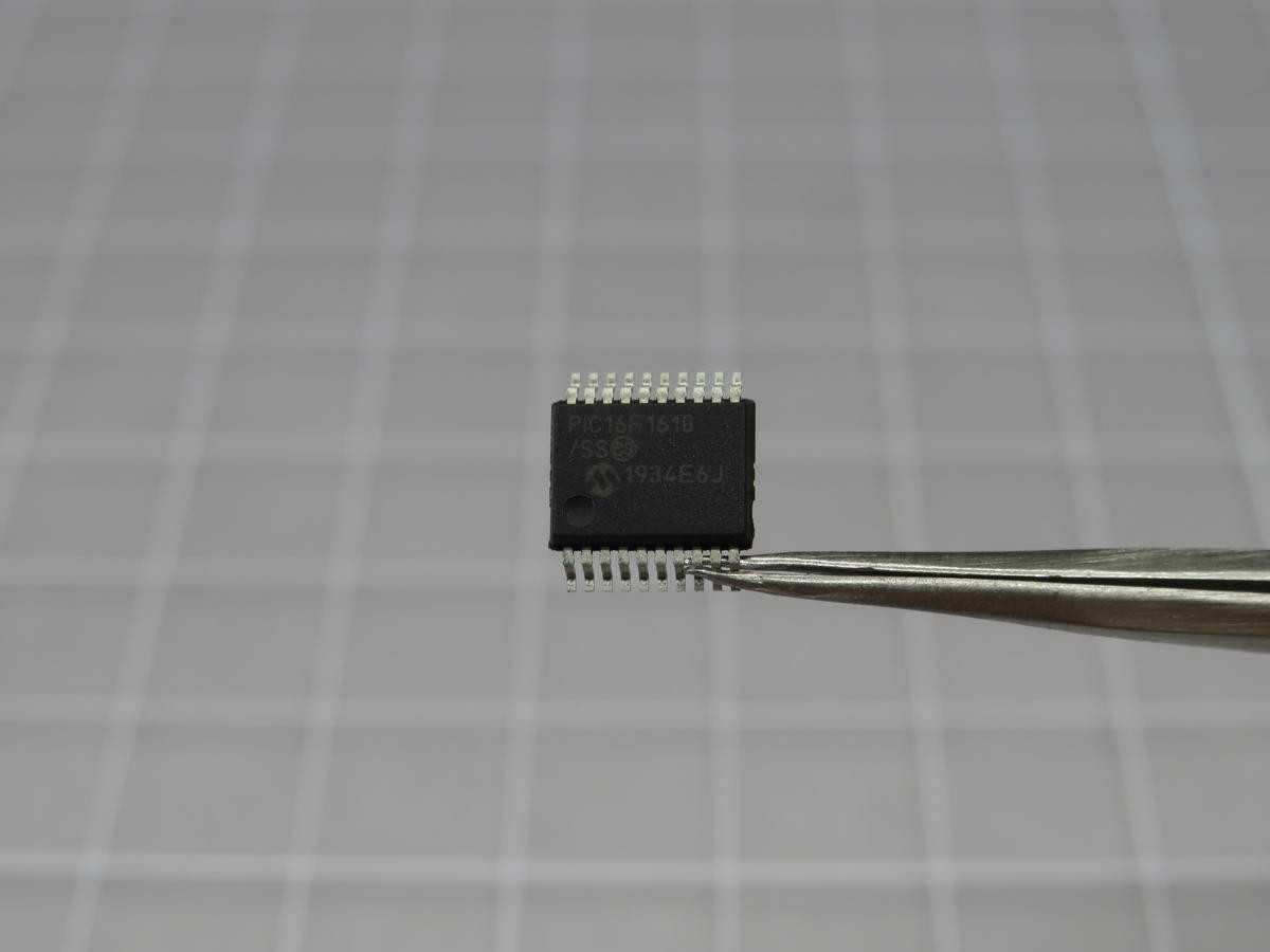 LOT OF 700 MICROCHIP TECHNOLOGY PIC16F1618/SS MICROCONTROLLER T204470 - ELECTRONIC COMPONENTS