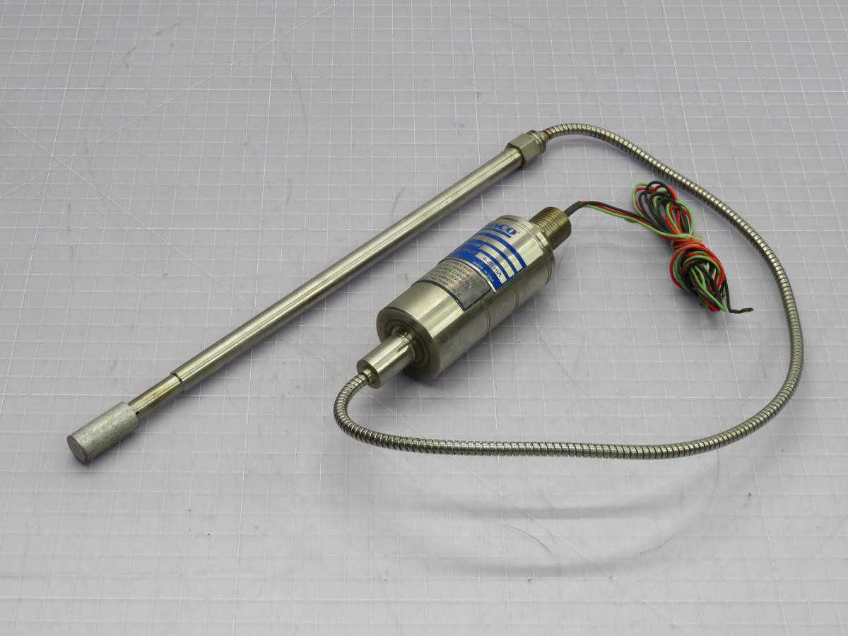 DYNISCO PT242FM-5C-2/24 PRESSURE TRANSMITTER, 0-500 PSI RANGE, 4-20 MA OUTPUT, 24 VDC POWER - FLOW TRANSMITTER