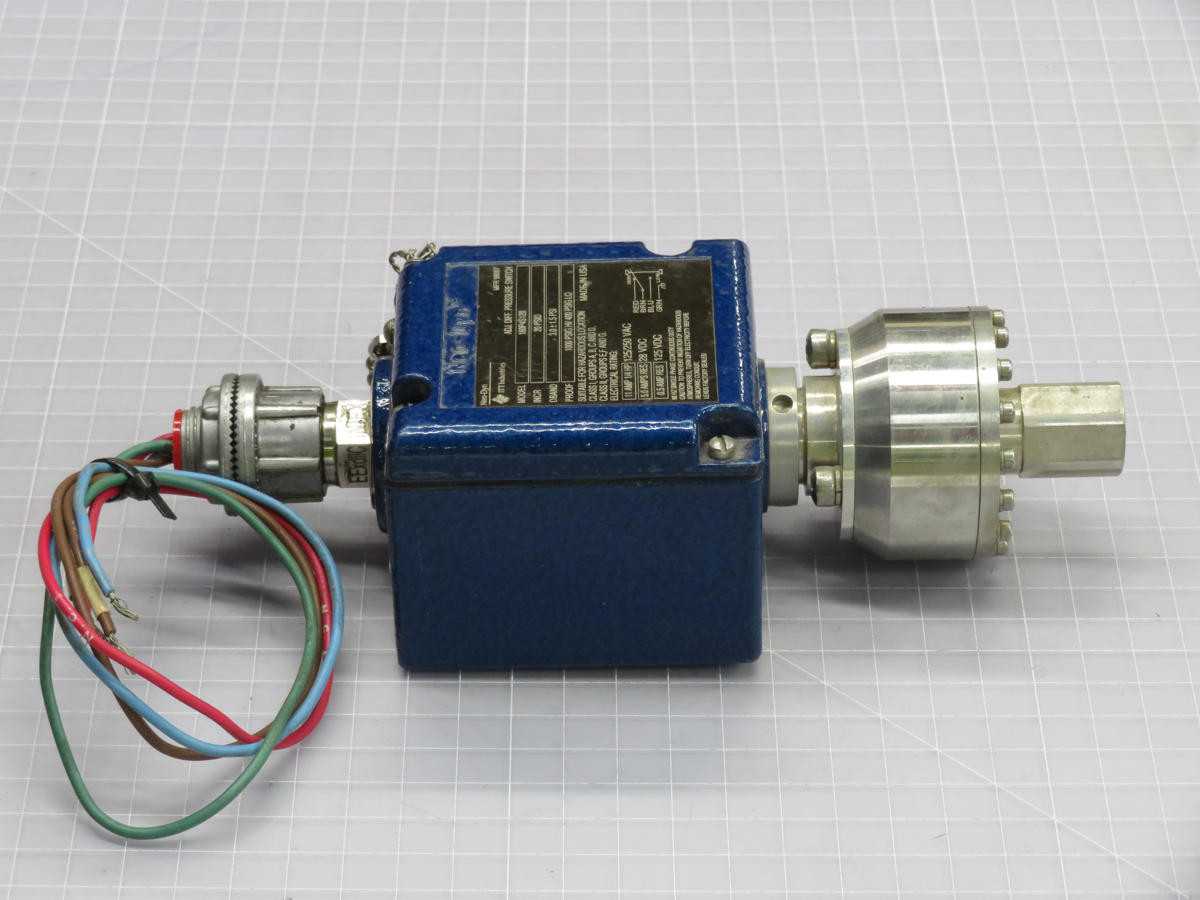 ITT 160P4S128 NEO-DYN PRESSURE SWITCH T230884 - SWITCHES