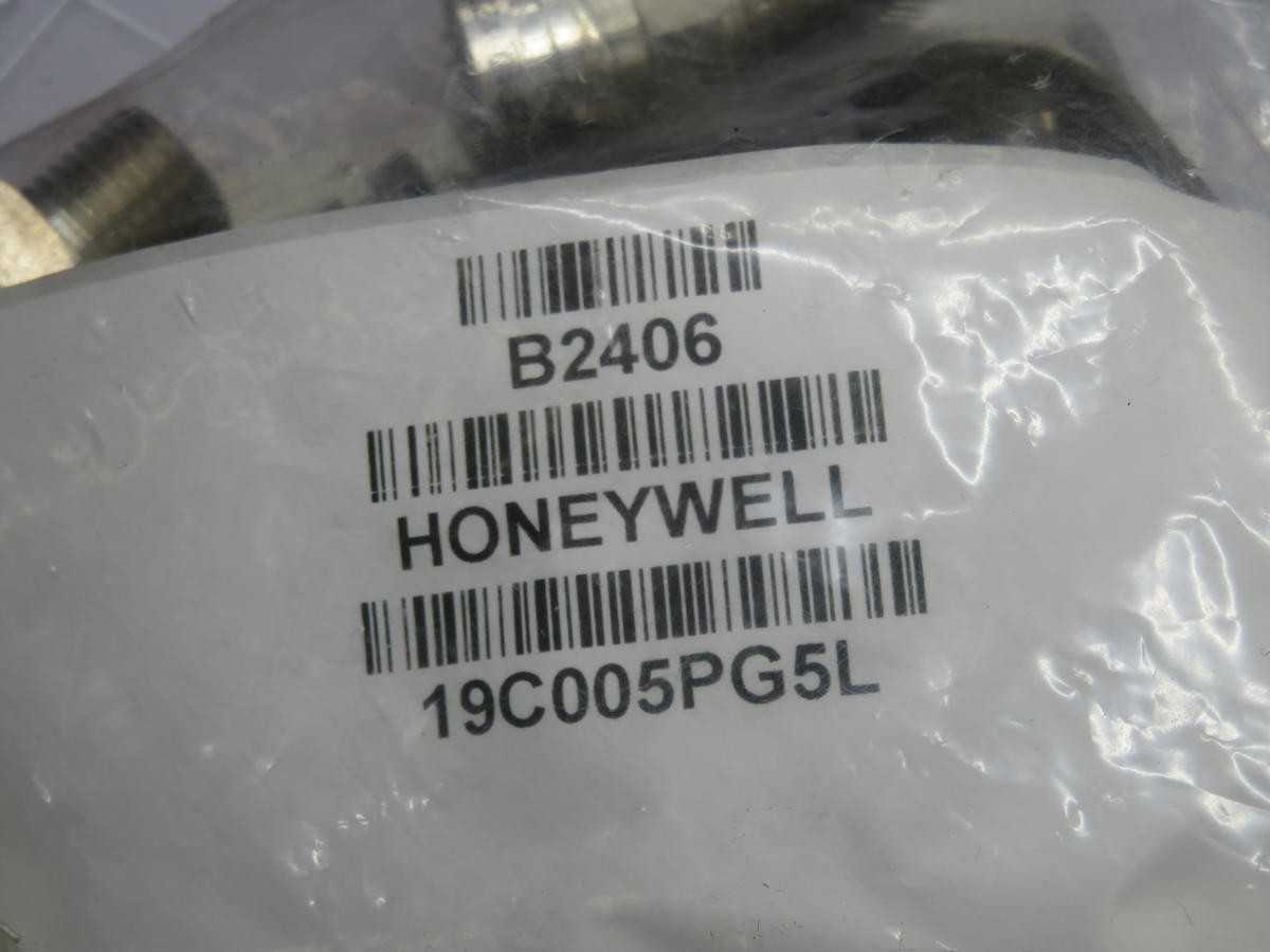 Lot of 9 Honeywell 19C005PG5L Sensor 5PSIG 1/4"NPT 0.1V - SENSORS