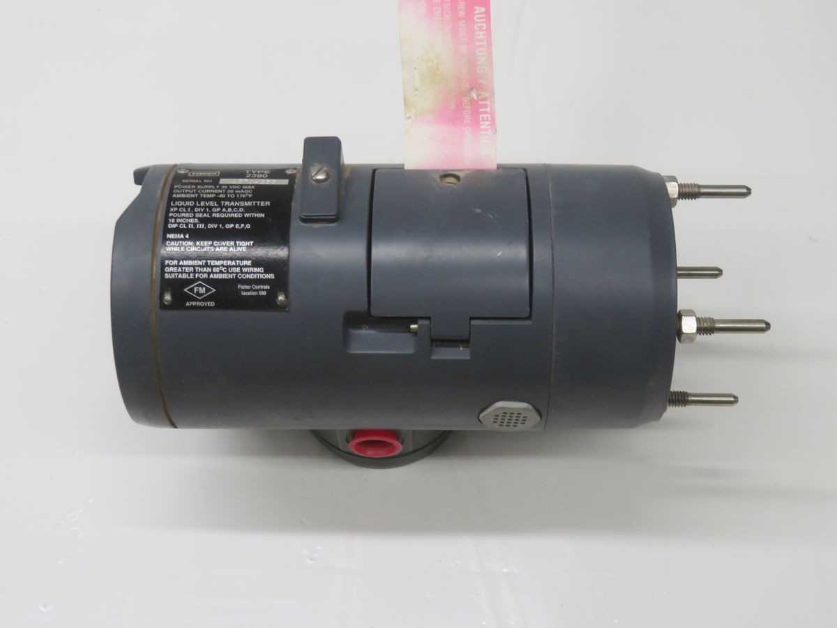 FISHER TYPE 2390 ELECTRONIC LIQUID LEVEL TRANSMITTER T268163 - LEVEL TRANSMITTER