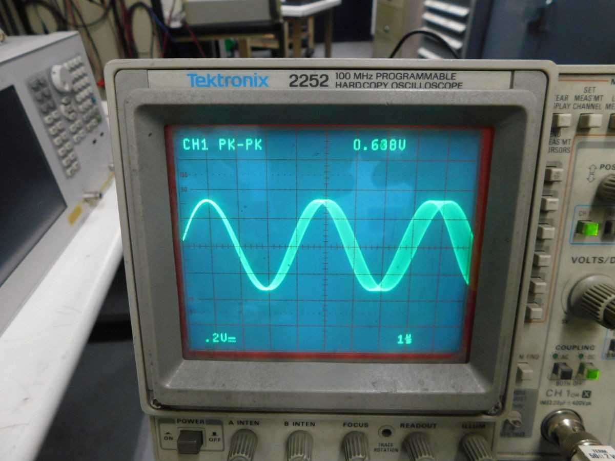 HP E4431B SIGNAL GENERATOR 250KHZ-2 0 GHZ OPT UN8 UND M7564 - SIGNAL CONDITIONERS